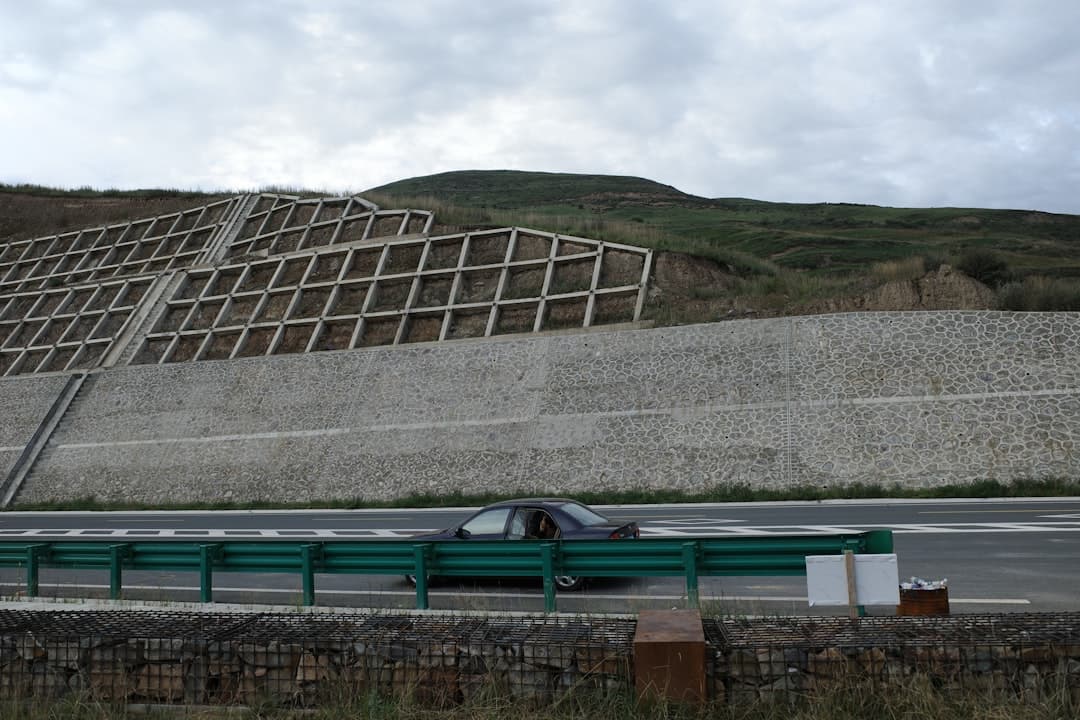 Retaining Walls 2025/2026: Modern Solutions for SoCal Homes